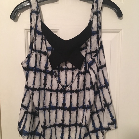 Cropped too with black X back - Picture 2 of 2